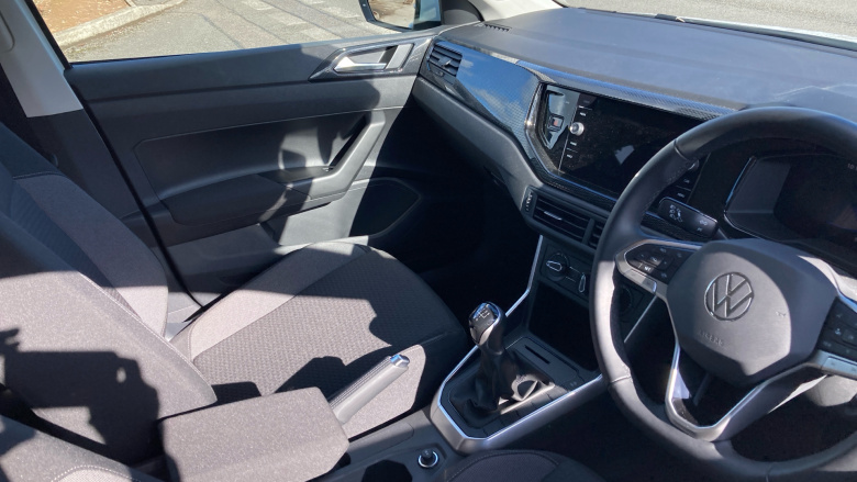 Volkswagen Polo 1.0 Life 5dr Petrol Hatchback